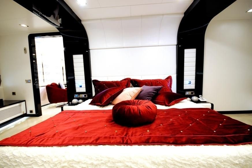 The 41m Yacht AZRA