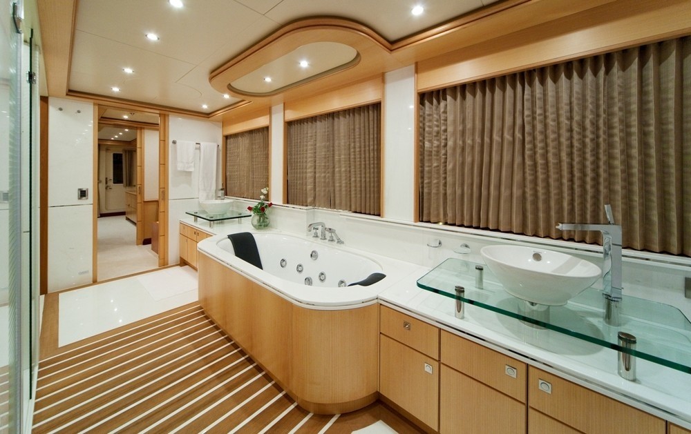 Main Master Bath On Yacht GOLDEN HORN