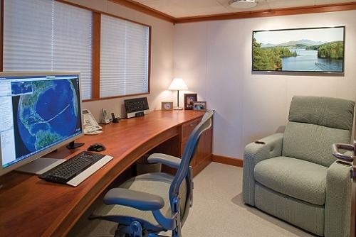 Sky-lounge On Board Yacht SILVER CLOUD