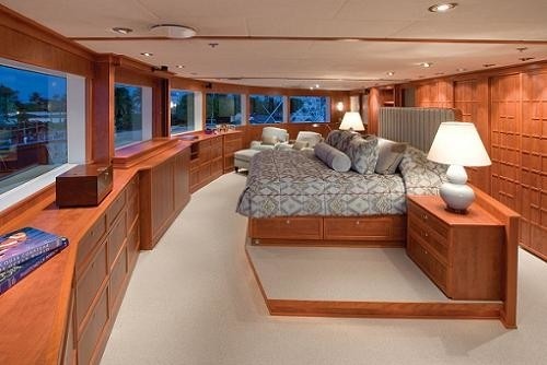 Main Master Cabin Aboard Yacht SILVER CLOUD