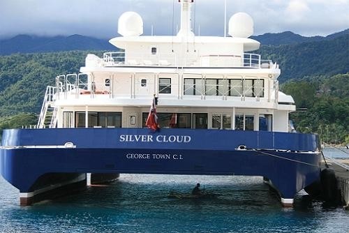Cruising Aboard Yacht SILVER CLOUD