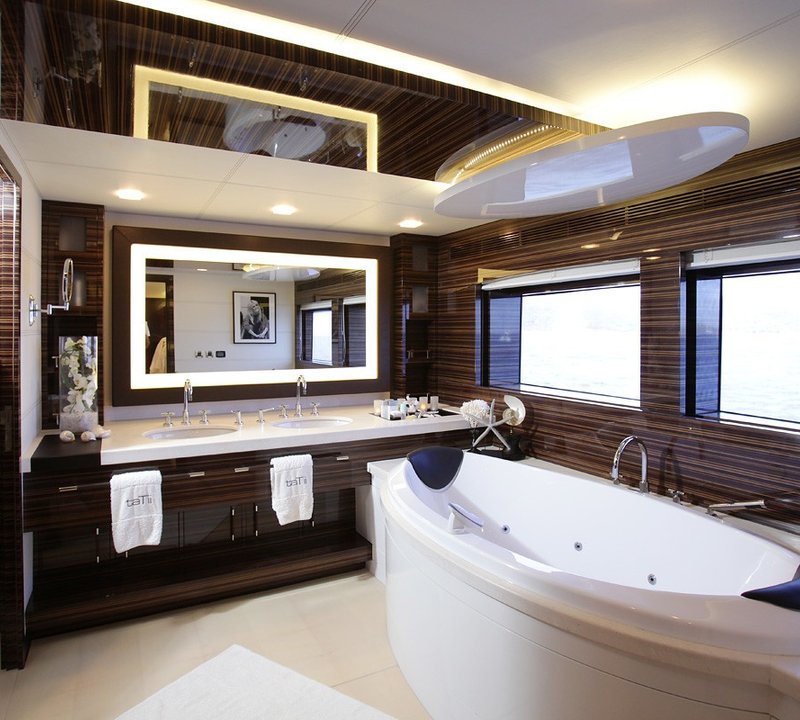 Main Master Bathroom On Yacht TATII