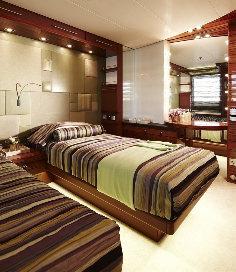 Twin Bed Cabin On Yacht E &AMP;AMP; E