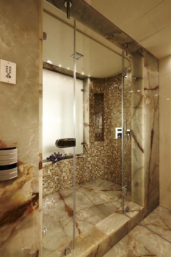 En Suite Aboard Yacht E&E