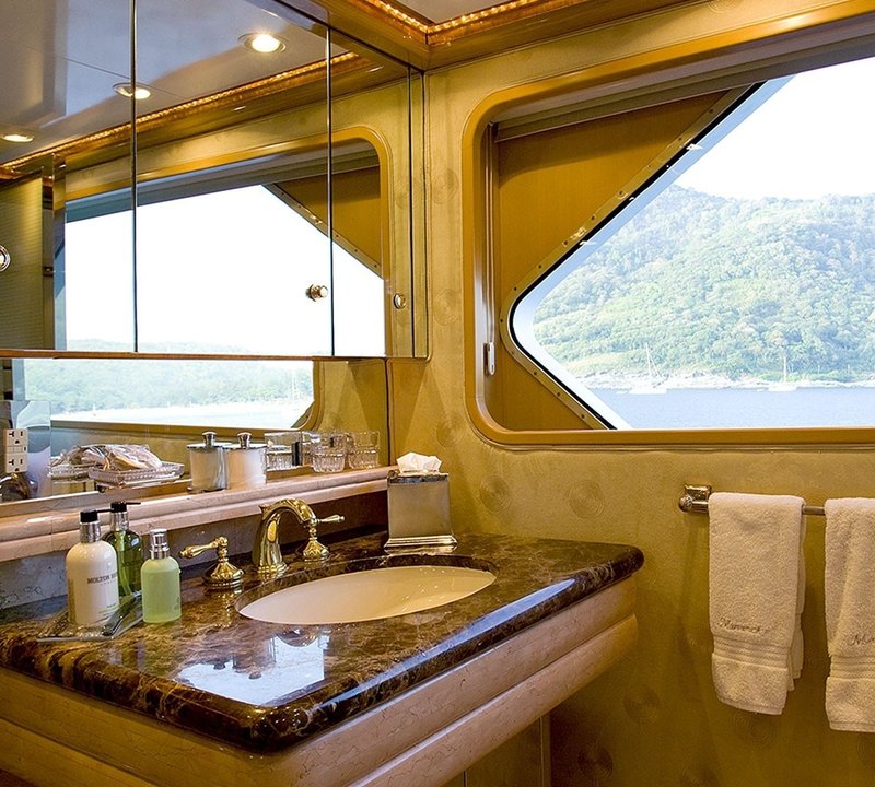 The 42m Yacht MAVERICK II