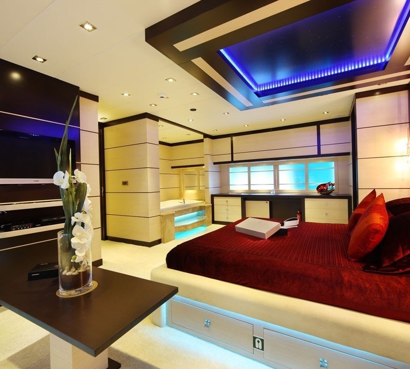 Cabin On Yacht PERLA DEL MARE