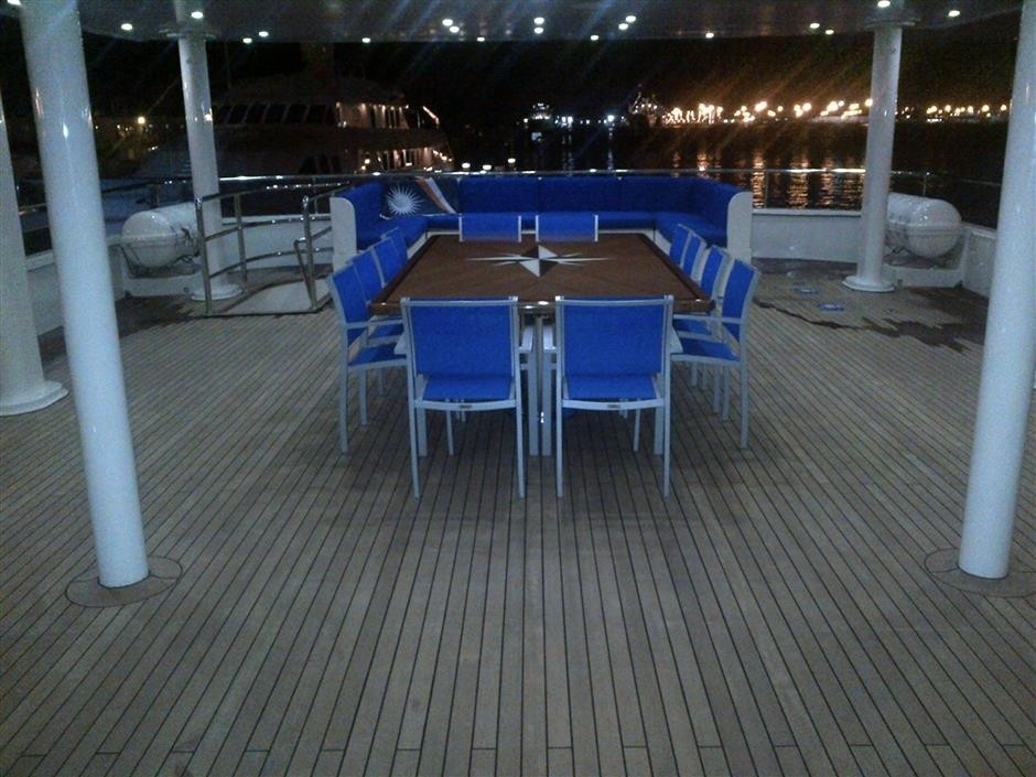 The 42m Yacht THE BIG BLUE
