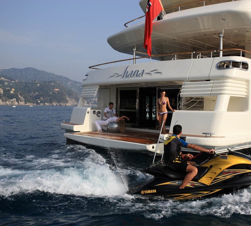 Beach Beachclub Aboard Yacht HANA