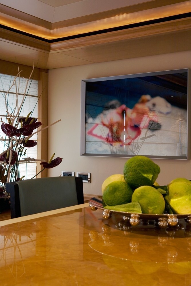 Eating/dining Close Up On Board Yacht HANA