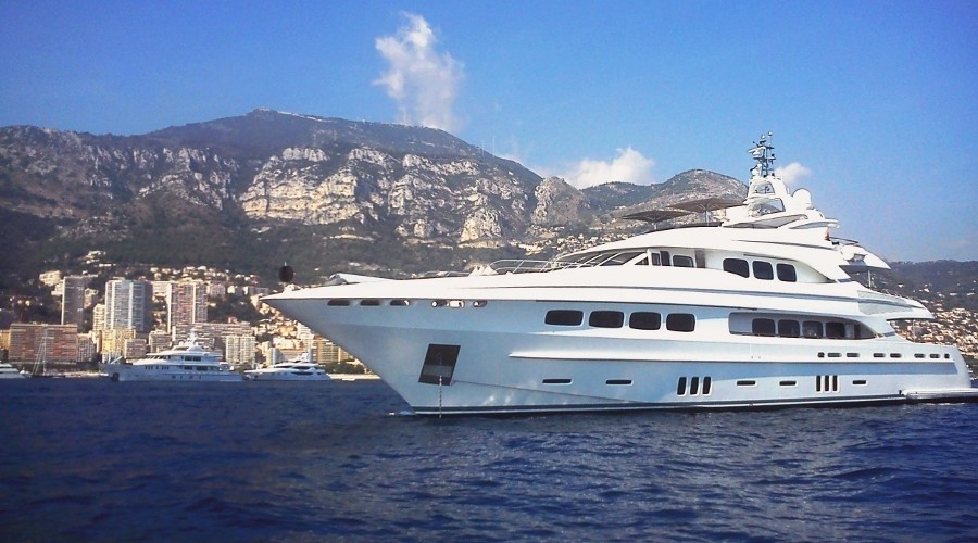 The 43m Yacht LATITUDE