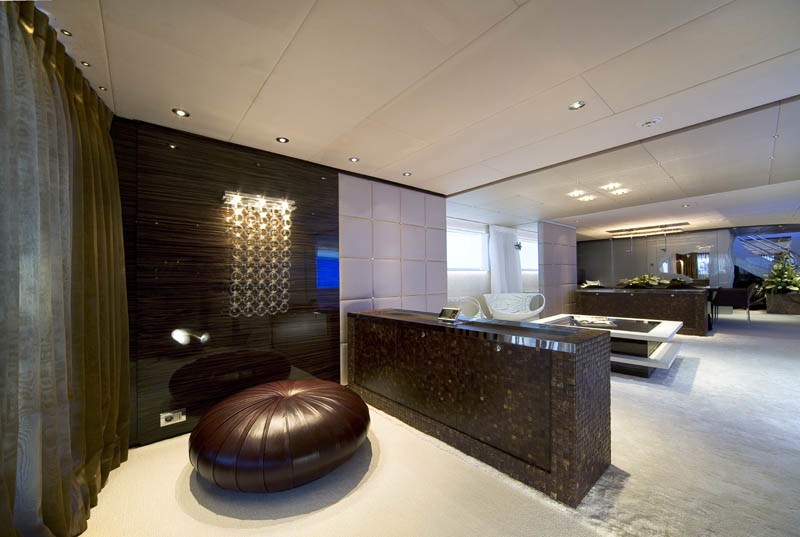The 43m Yacht MI VIDA