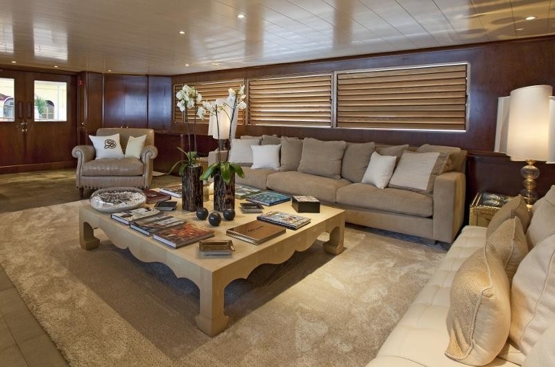 Premier Saloon On Yacht SIRAHMY