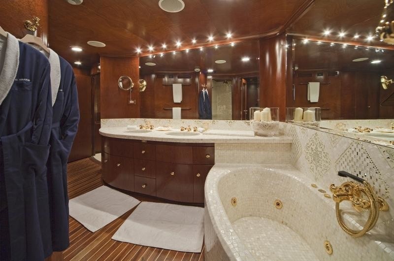 Main Master Bath Aboard Yacht SIRAHMY