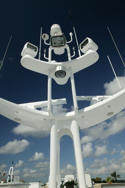 Mast Aboard Yacht WORLD IS NOT ENOUGH