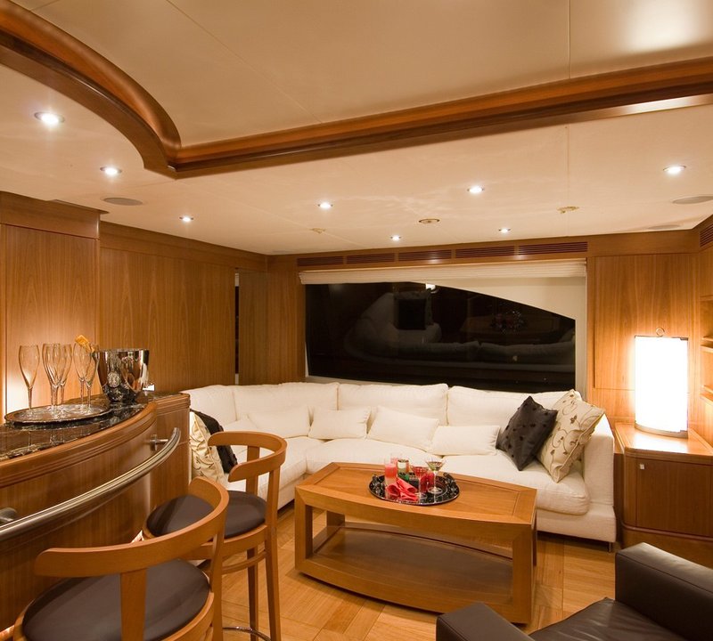 Sky-lounge On Board Yacht BLUE VISION