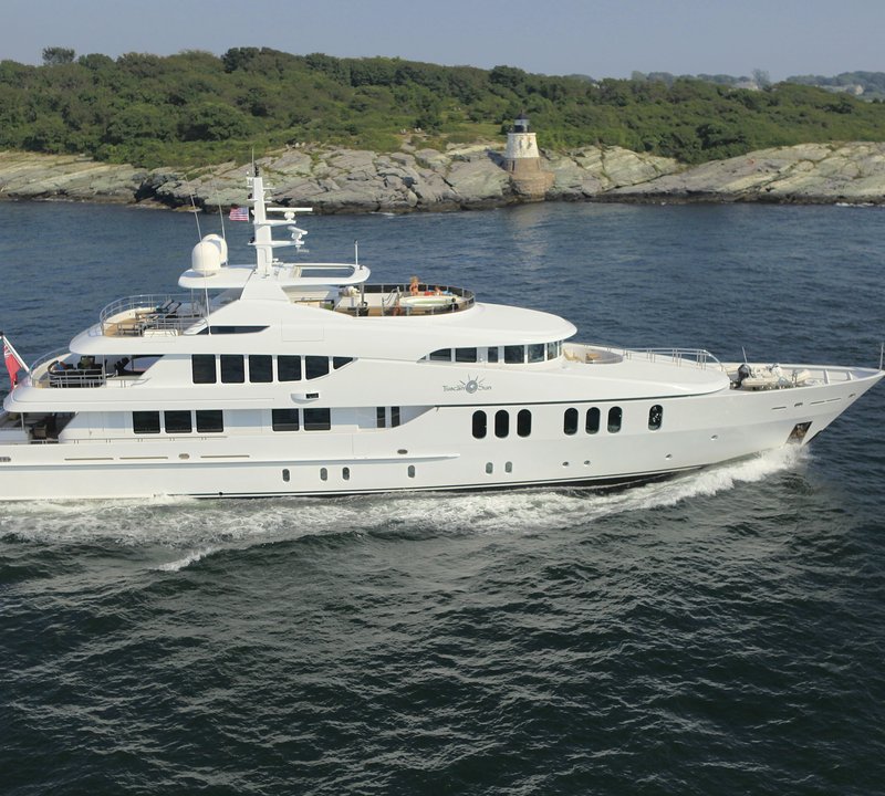 Profile Aspect: Yacht COCO VIENTE's Cruising Photograph