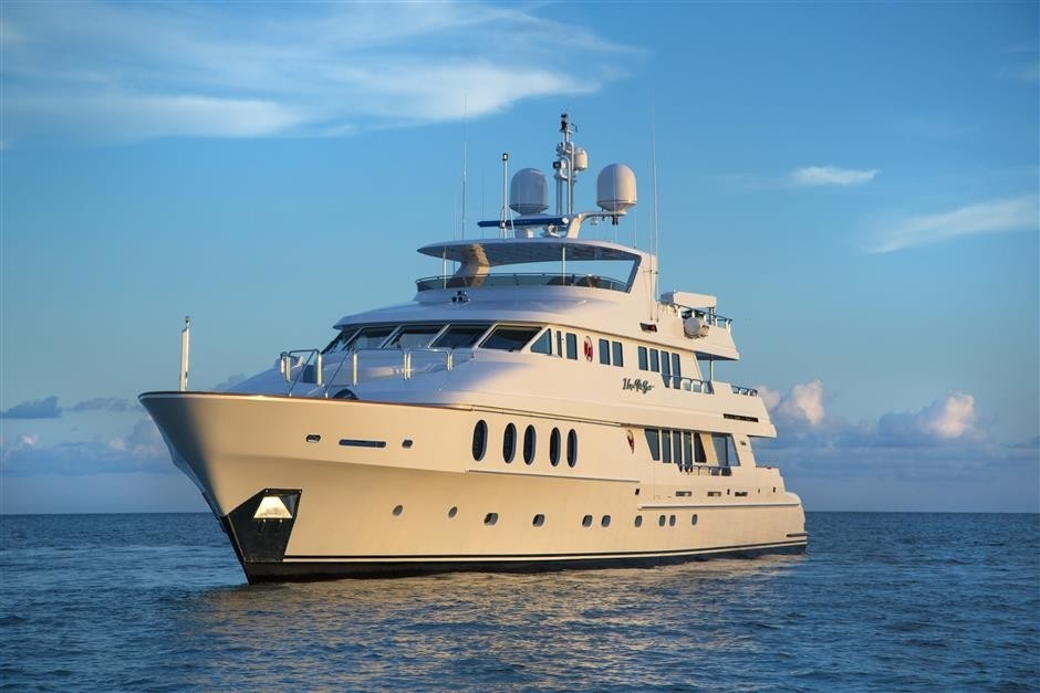 The 44m Yacht I LOVE THIS BOAT