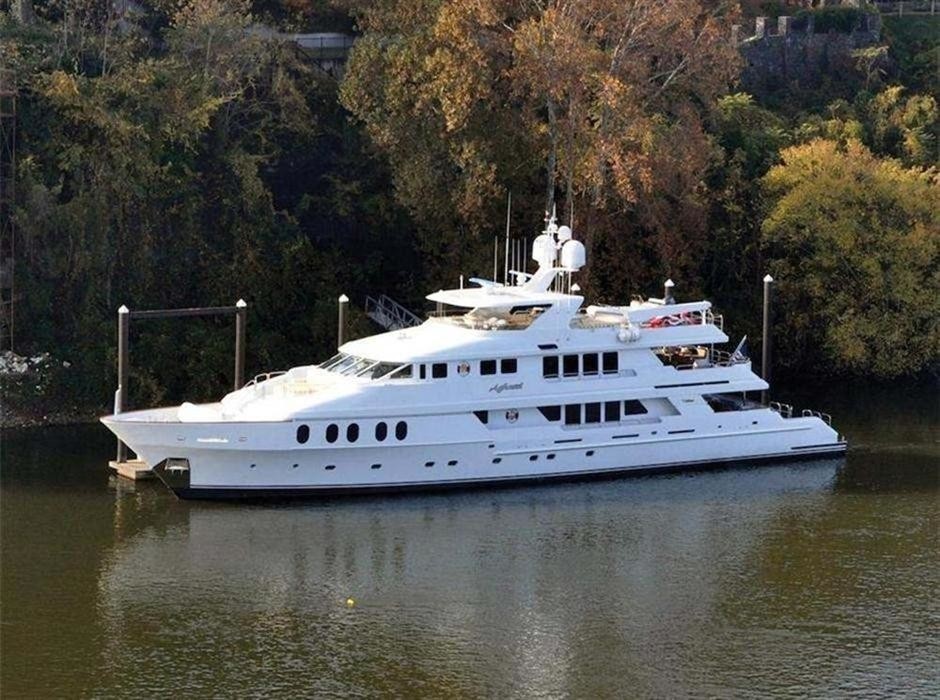 The 44m Yacht I LOVE THIS BOAT