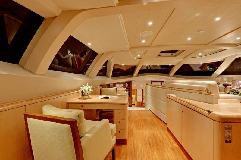 The 44m Yacht NINGALOO