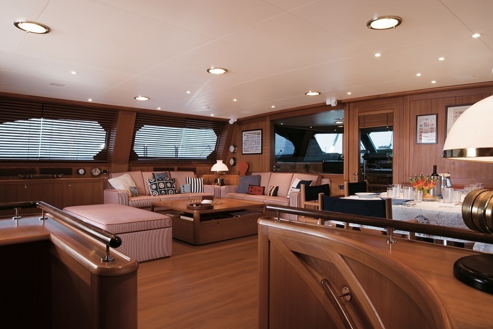 Saloon Aboard Yacht HERITAGE