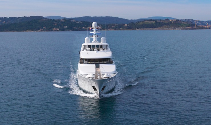 Forward Aspect On Yacht MY LITTLE VIOLET