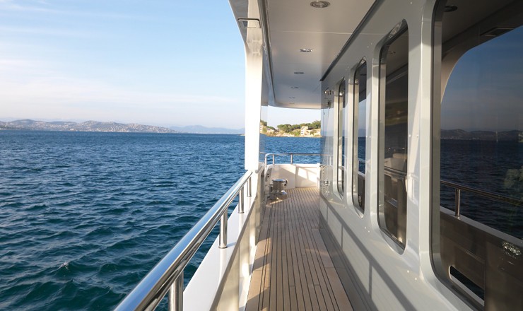 Balcony On Yacht MY LITTLE VIOLET