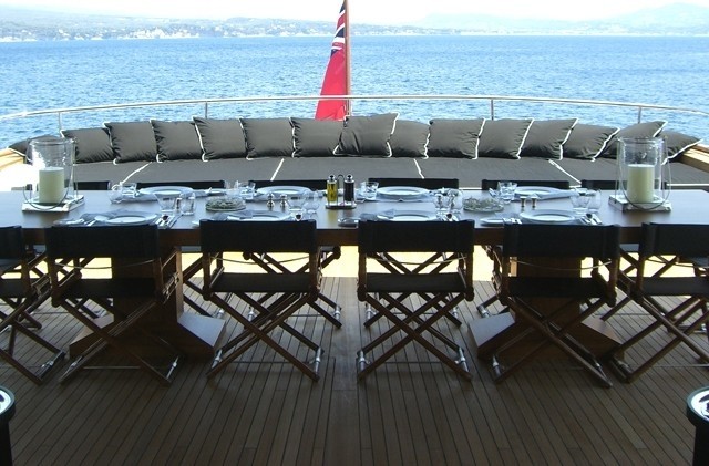 External Eating/dining Aboard Yacht TUGATSU