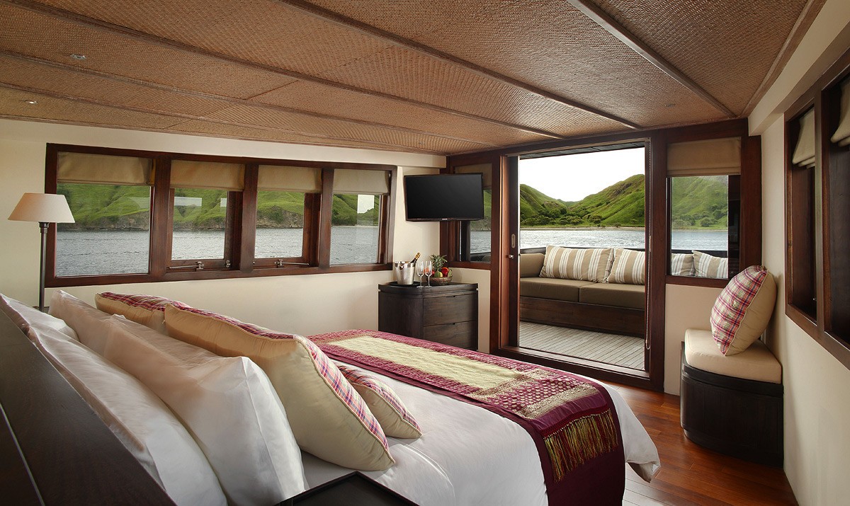 The 46m Yacht ALILA PURNAMA