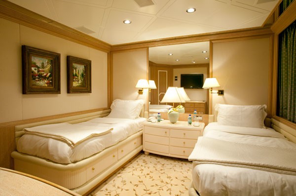 The 46m Yacht DAYBREAK