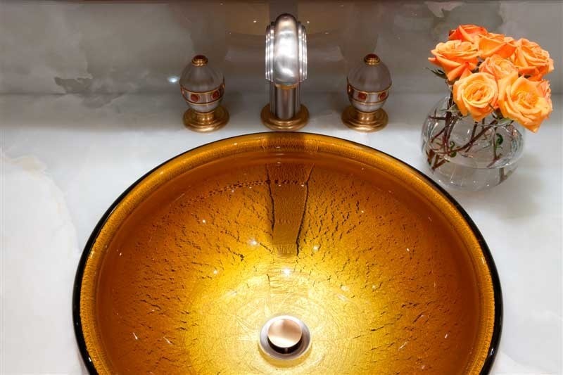 Close Up: Yacht KATYA's Main Master En Suite Pictured