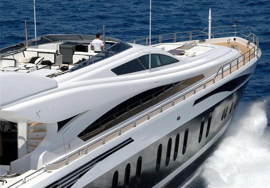 The 46m Yacht PURE ONE