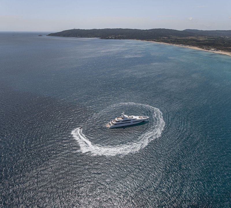47m Heesen From Above