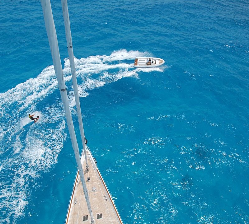 The 47m Yacht HYPERION