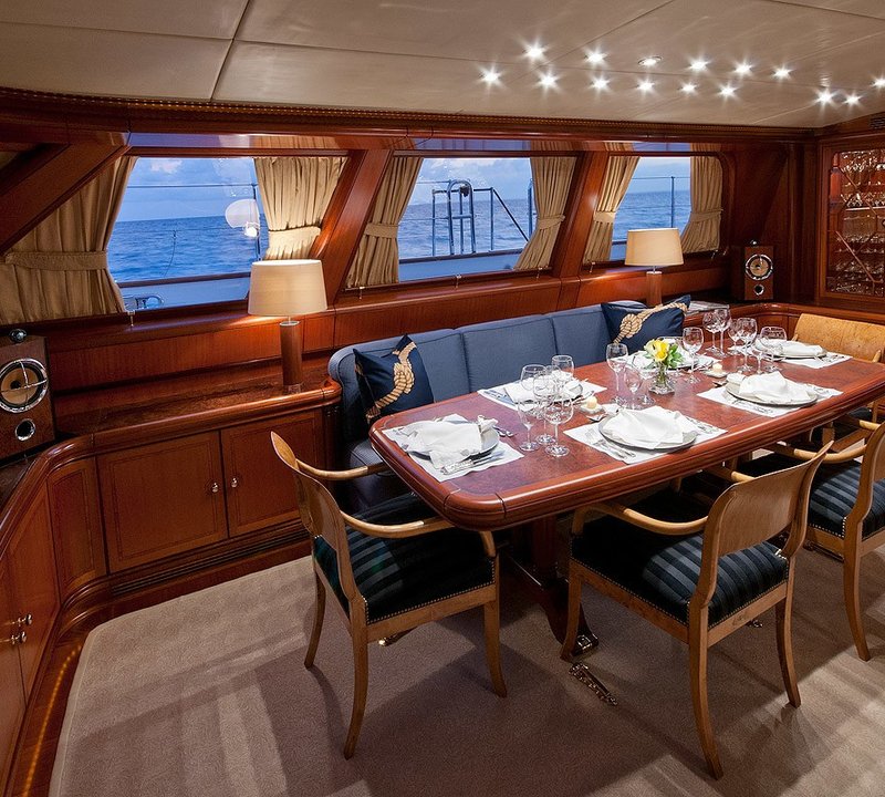 The 47m Yacht HYPERION