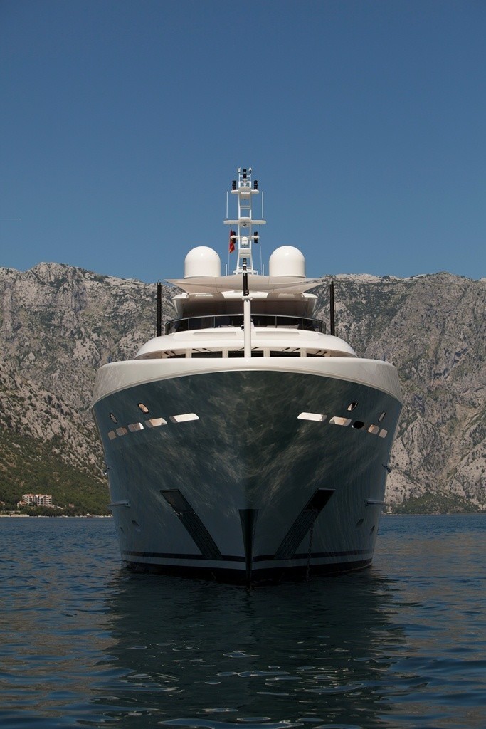 The 47m Yacht LADY PETRA