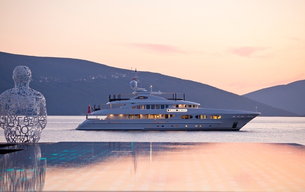The 47m Yacht LADY PETRA