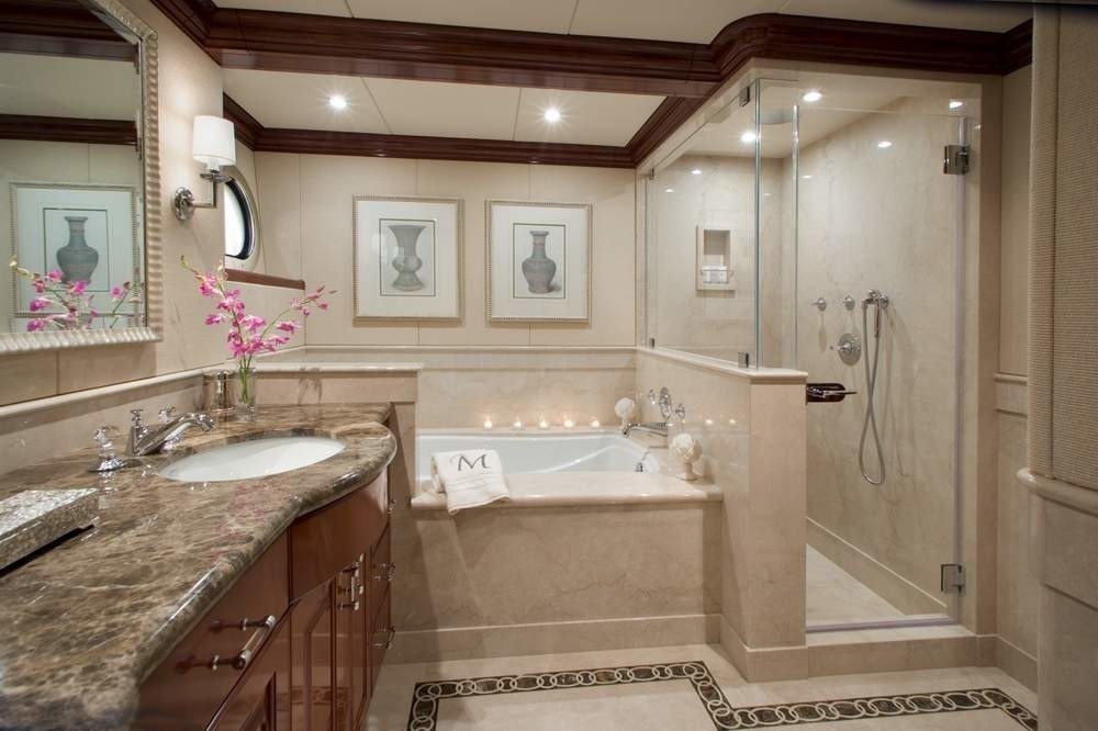 VIP Bath On Board Yacht NO COMMENT