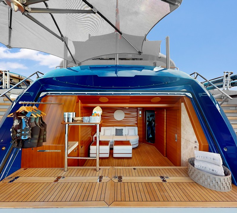 Sun Deck Rear View