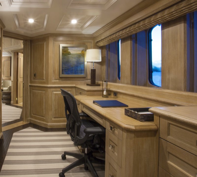 The 49m Yacht BLU 470