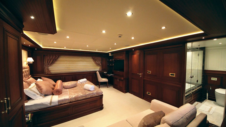 The 49m Yacht TIMELESS