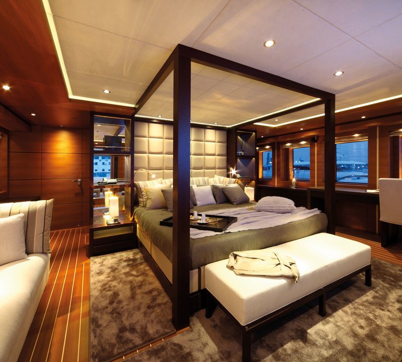 Main Master Cabin On Yacht ZALIV III