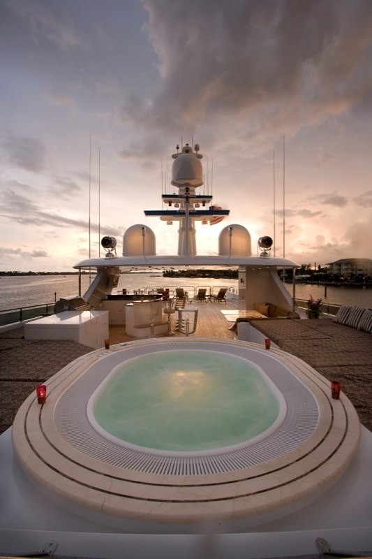 Life On Board Yacht CASINO ROYALE