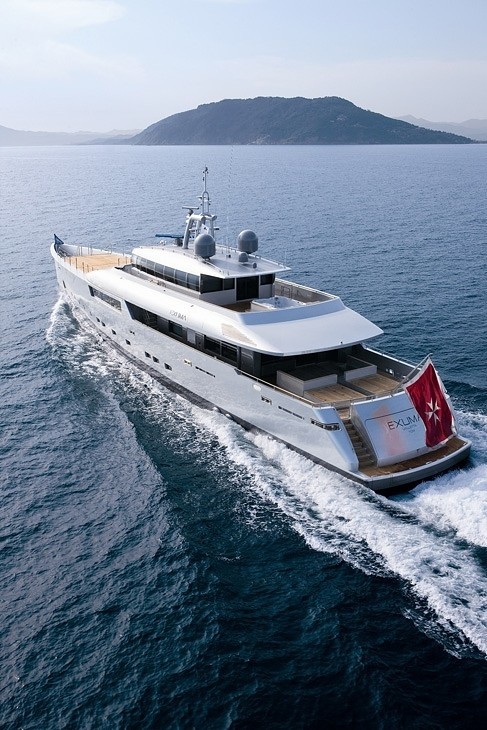 Aft: Yacht EXUMA's Cruising Image