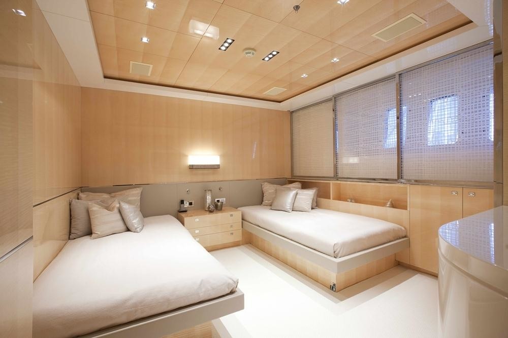 Twin Bed Stateroom On Board Yacht LA PELLEGRINA
