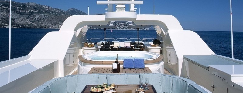 Hard Upper Aboard Yacht MALIBU