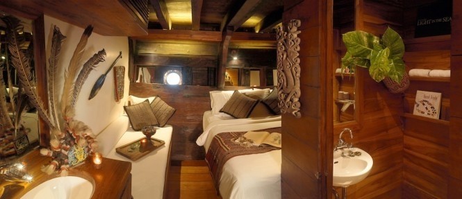 Twin Bed Cabin Aboard Yacht SILOLONA