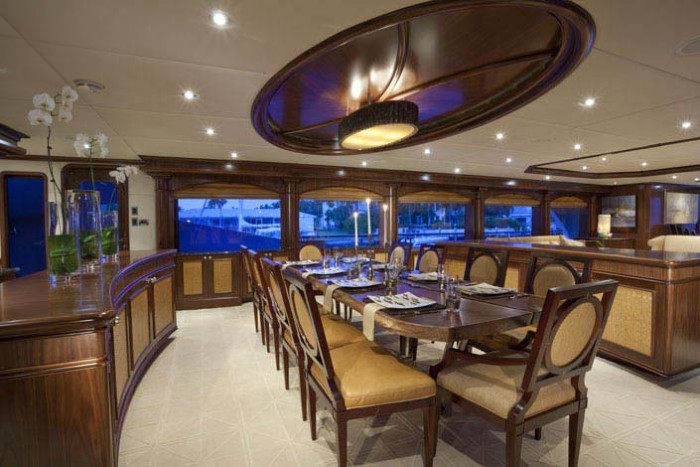 Formal Eating/dining On Yacht WHEELS