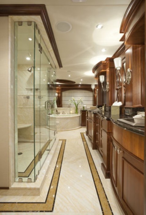 His: Yacht WHEELS's Main Master Bath Image