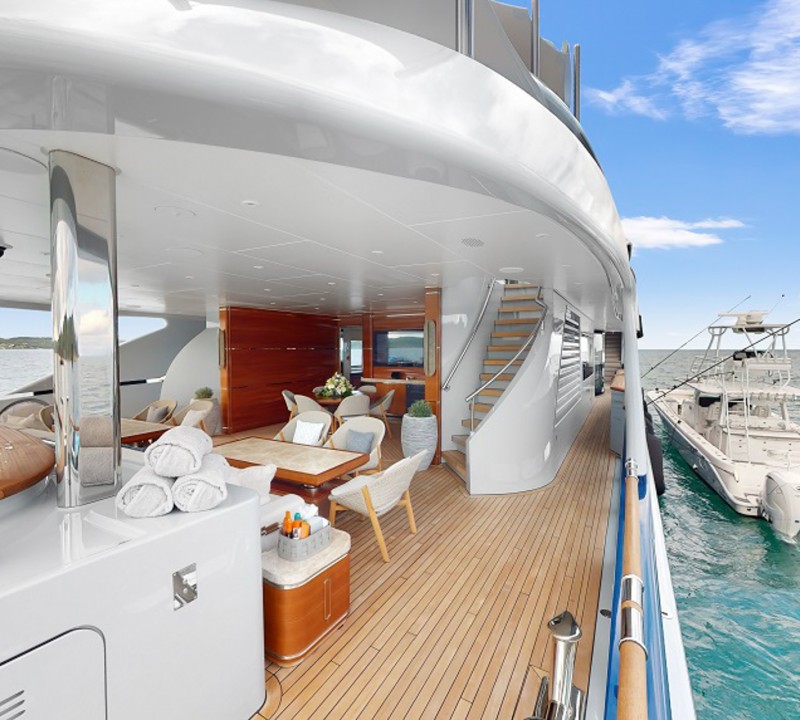 Deck Dining Starboard Side