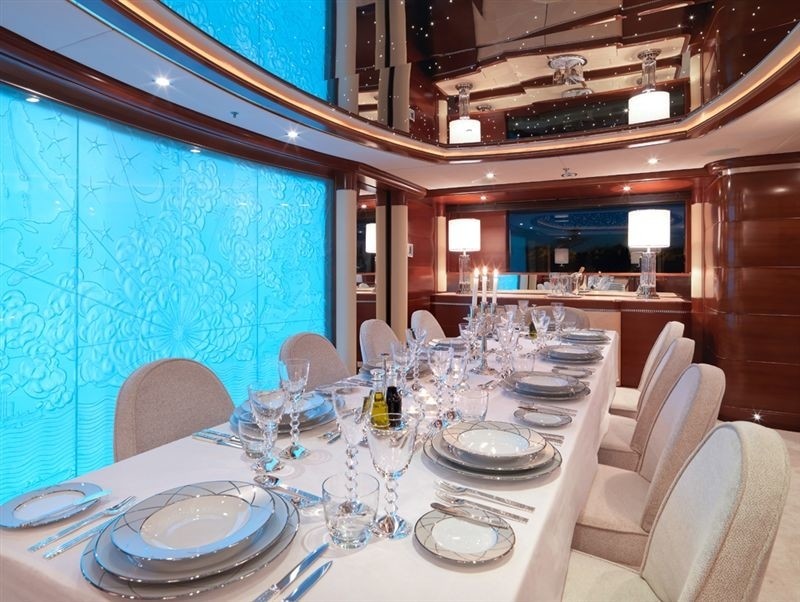 Lighting: Yacht LATITUDE's Eating/dining Saloon Photograph